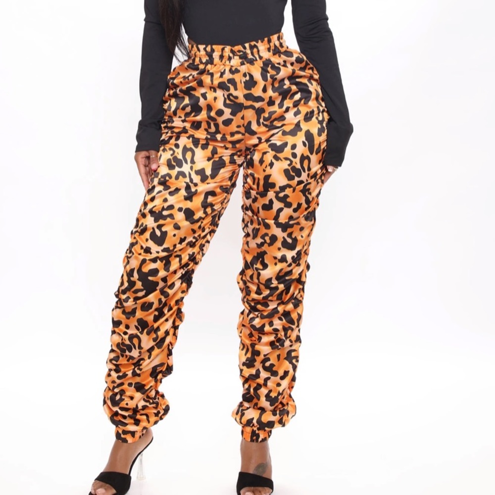 Fashion Nova S Leopard Jogger